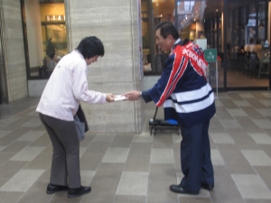 街頭広報_1.JPG